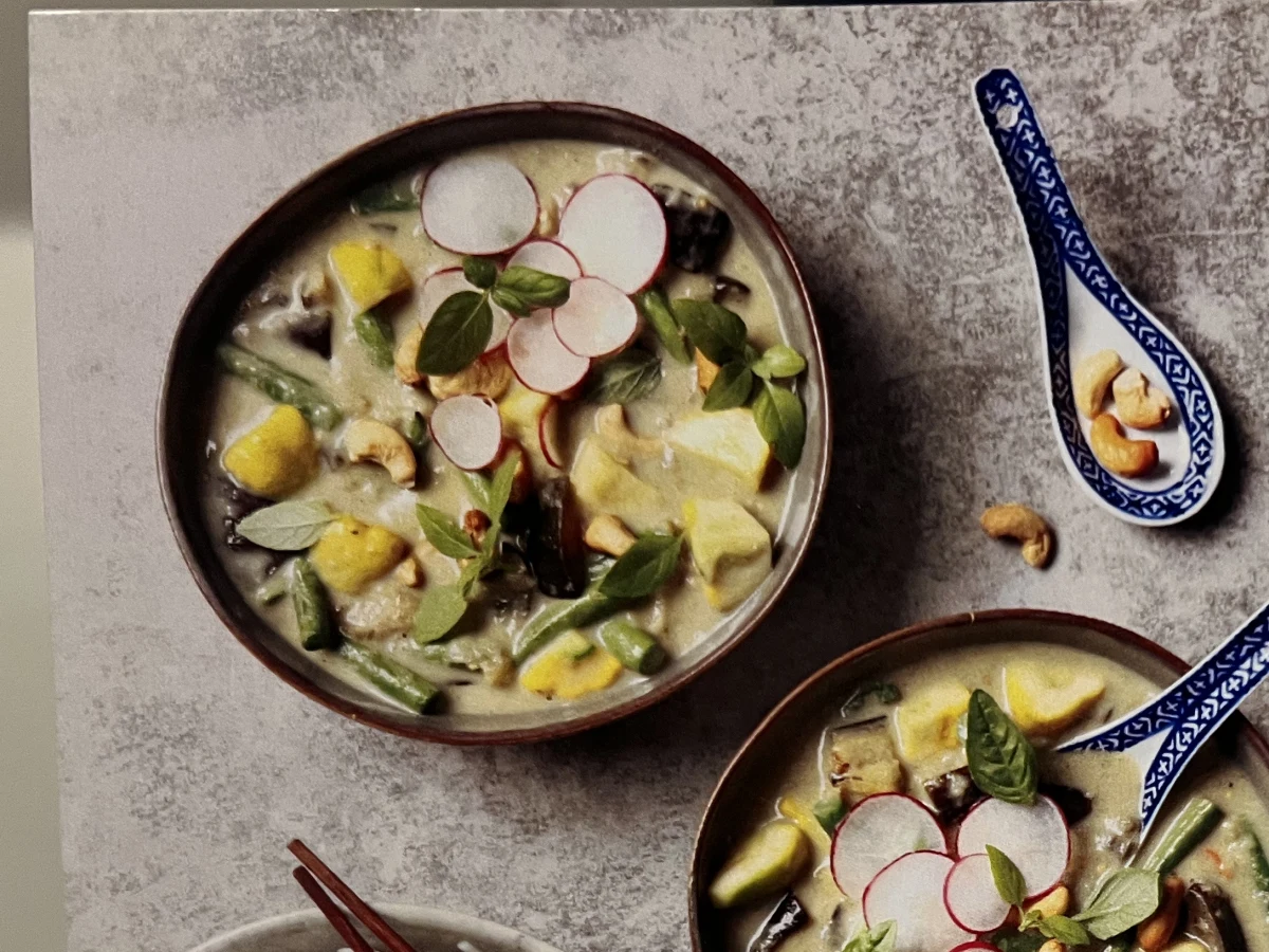 Vibrant Thai Green Curry