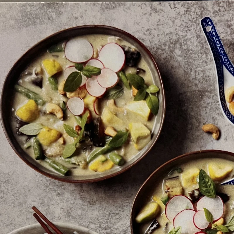Vibrant Thai Green Curry